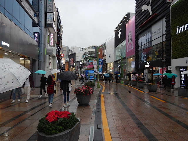 チャガルチ駅のお店